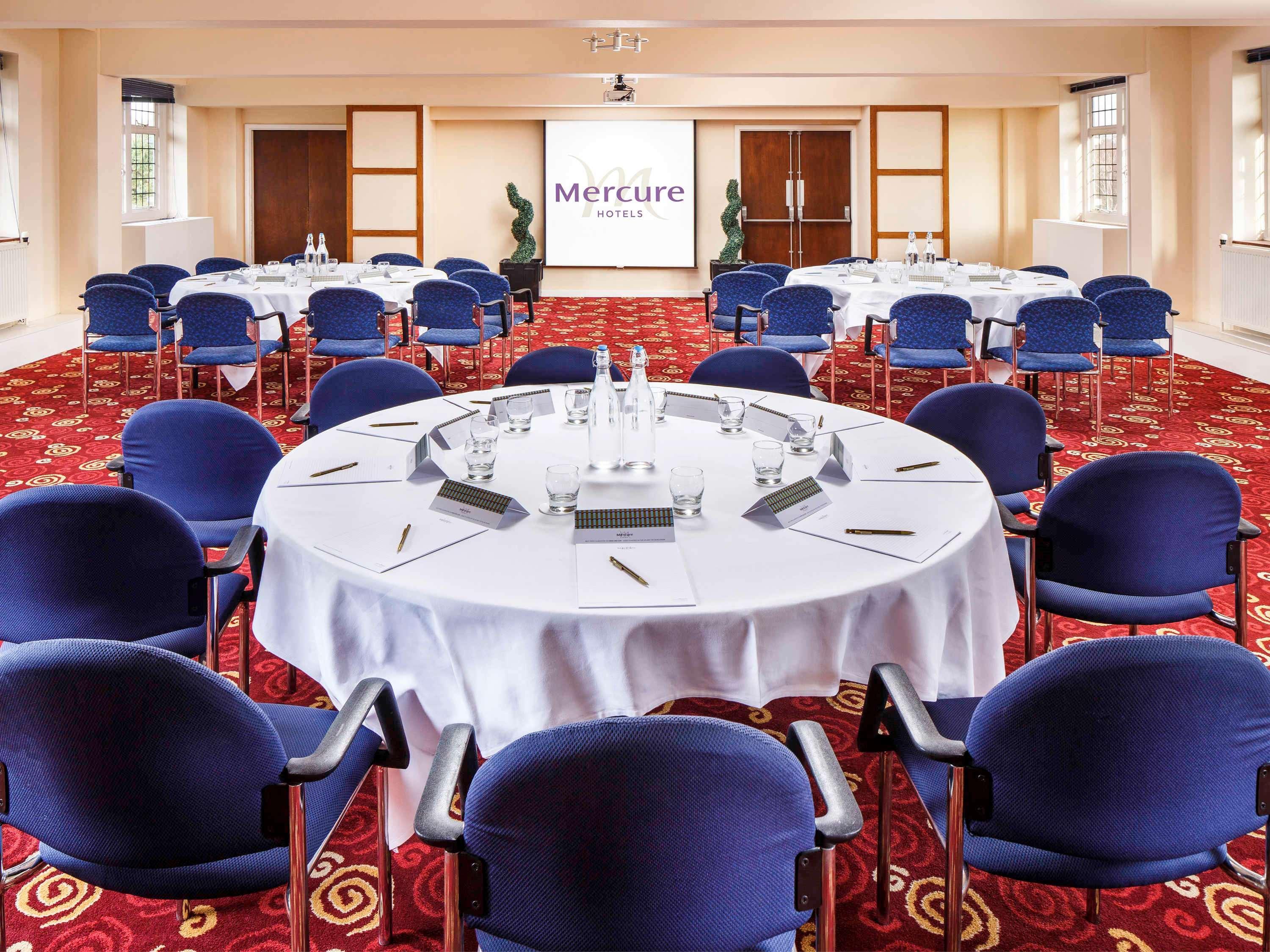 Mercure Leeds Parkway Hotel Eksteriør billede