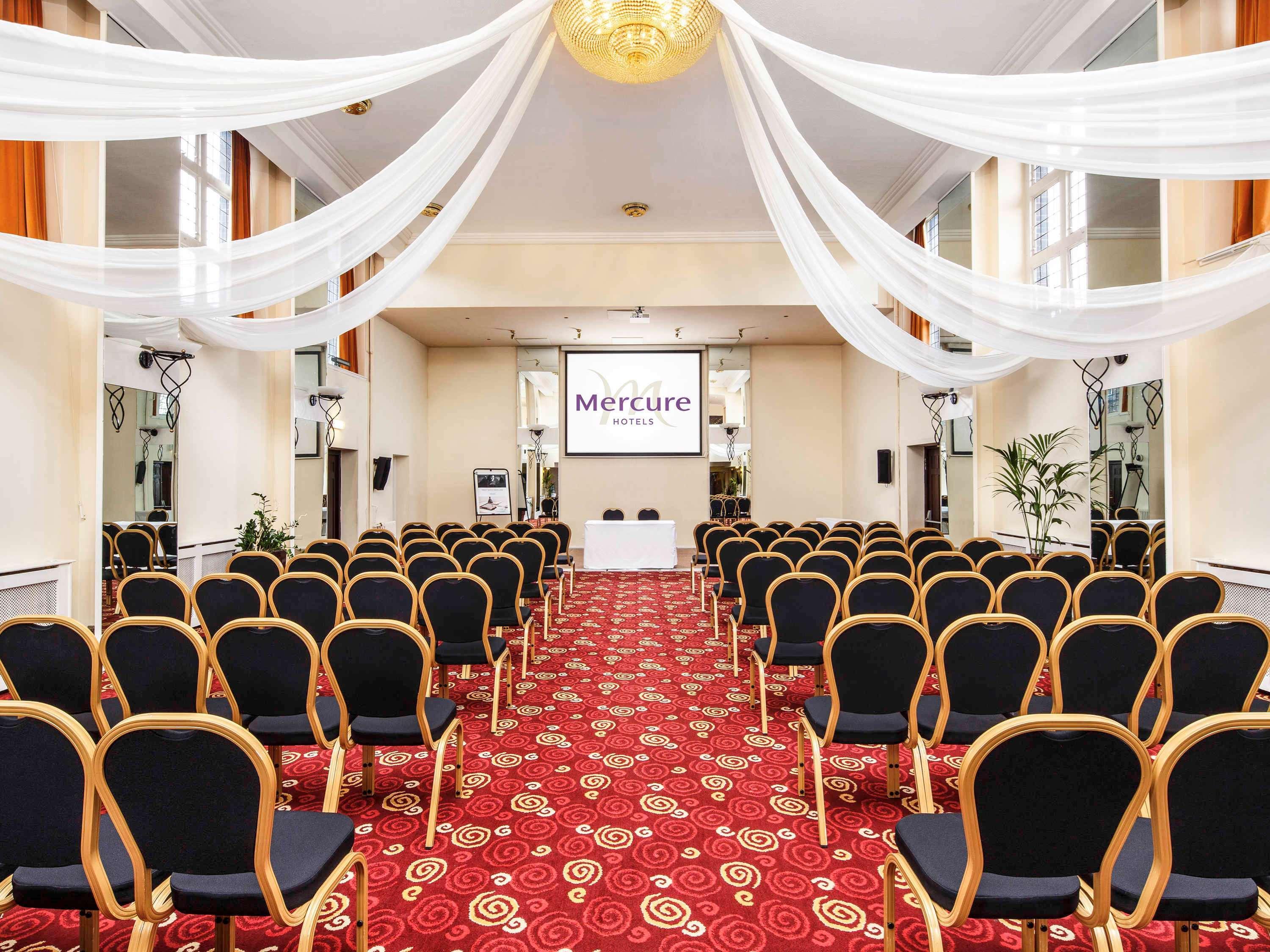 Mercure Leeds Parkway Hotel Eksteriør billede