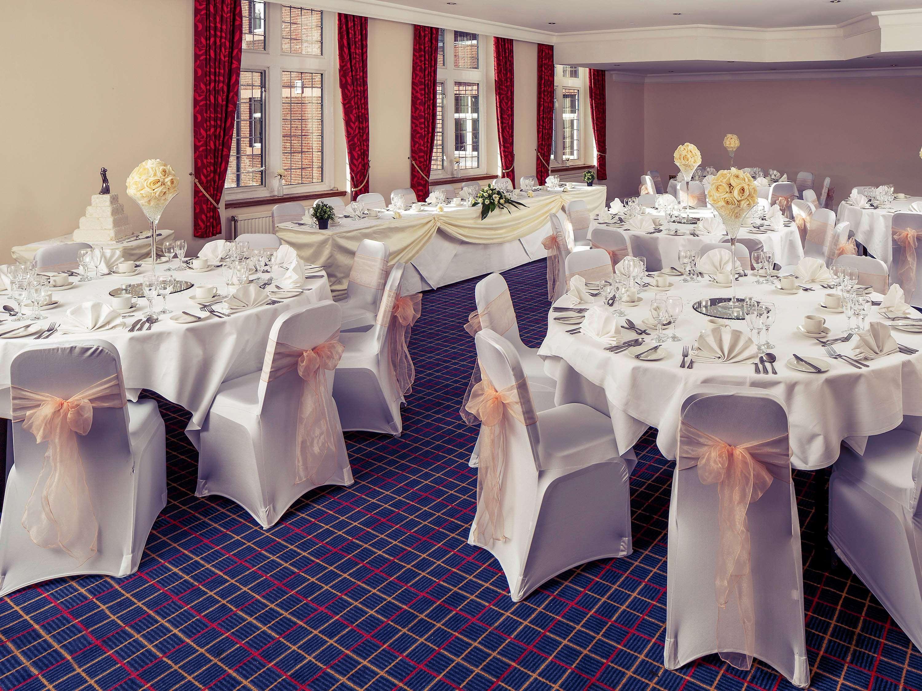 Mercure Leeds Parkway Hotel Eksteriør billede